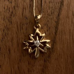 Mappins Maple Leaf Necklace Set with Canadian Diamond
